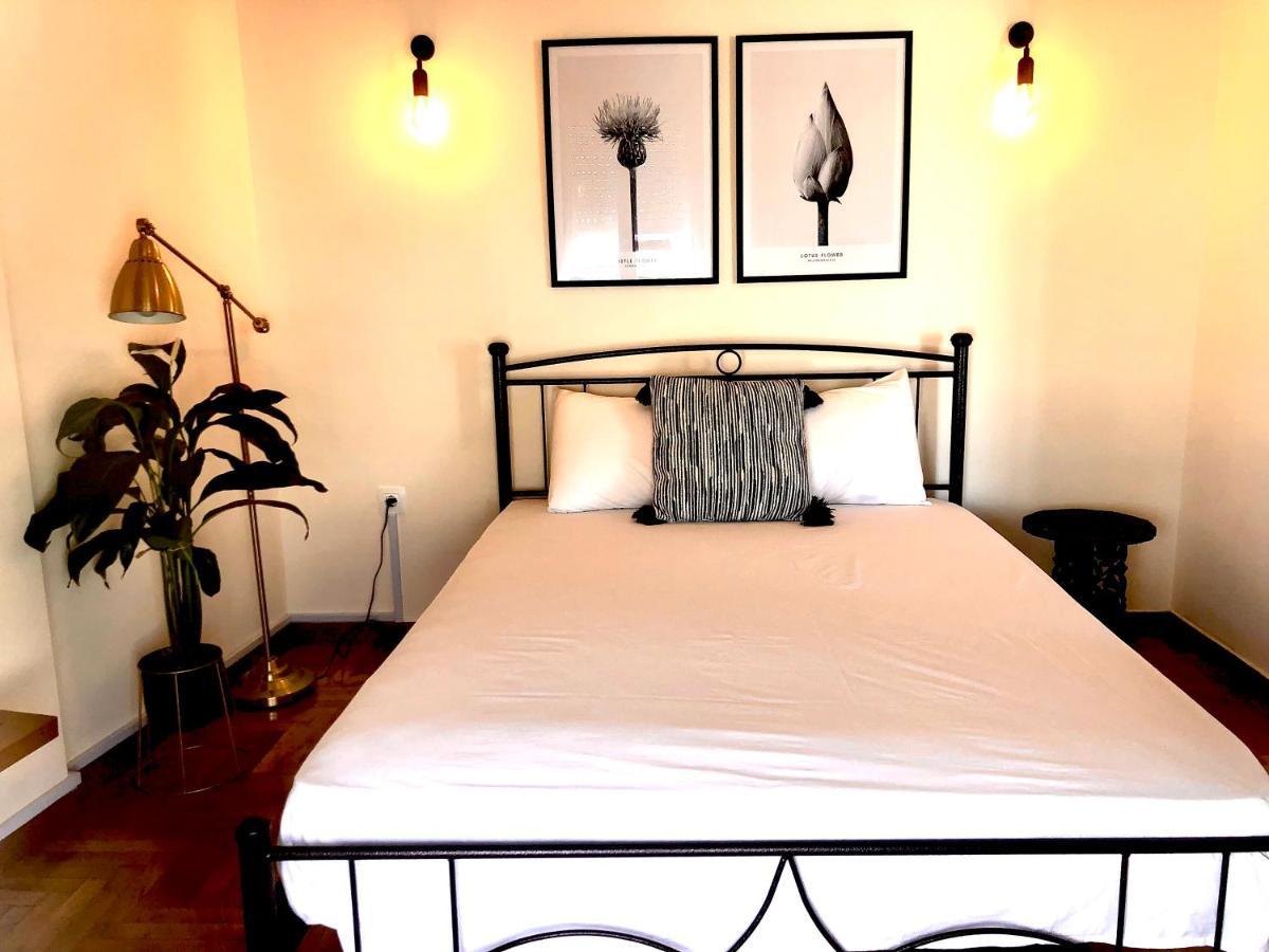 Loucas Apartment Афины Экстерьер фото